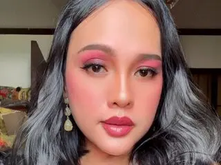 EvaPonda photos